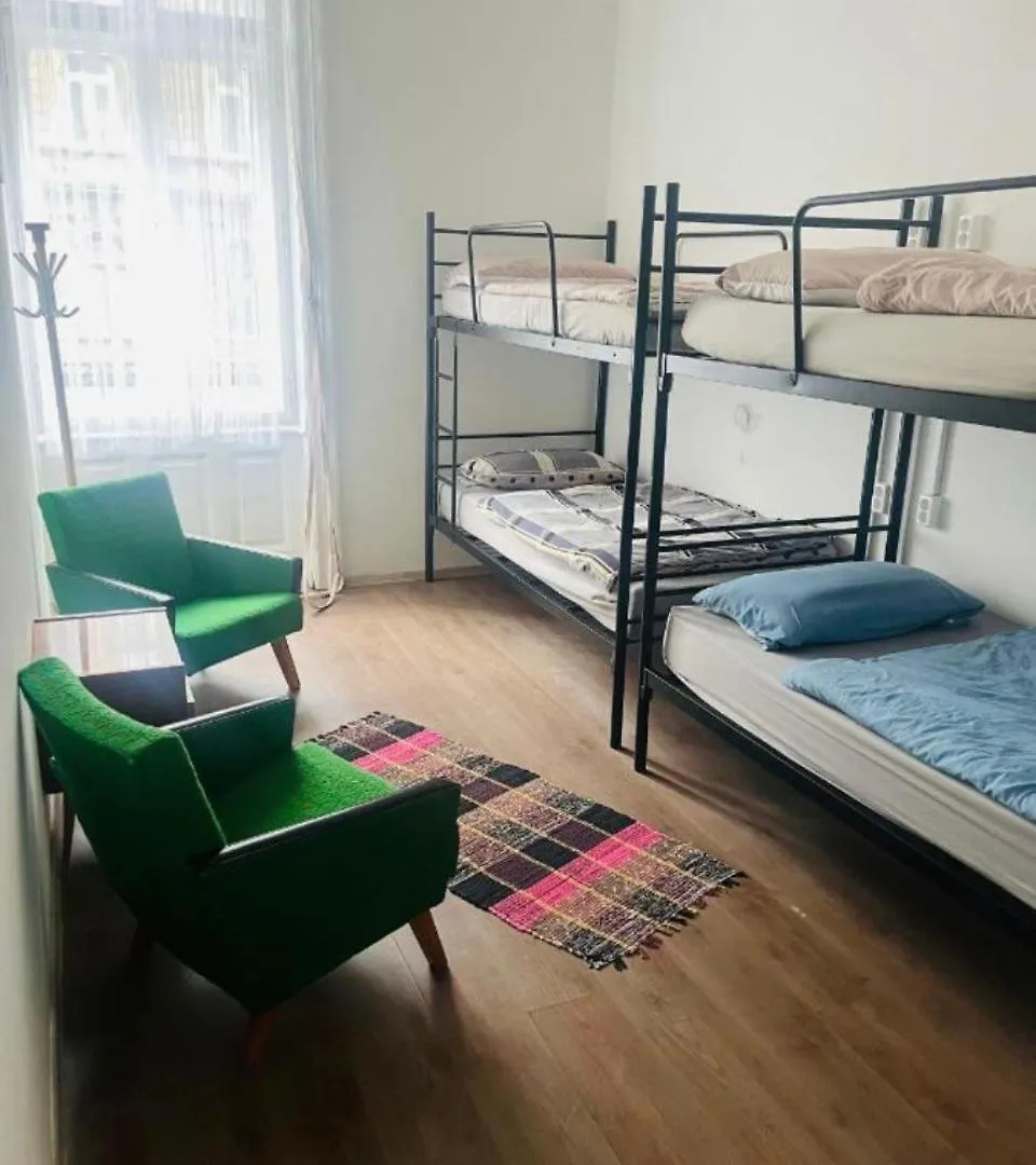 Doxie Rooms And Beds Budapest